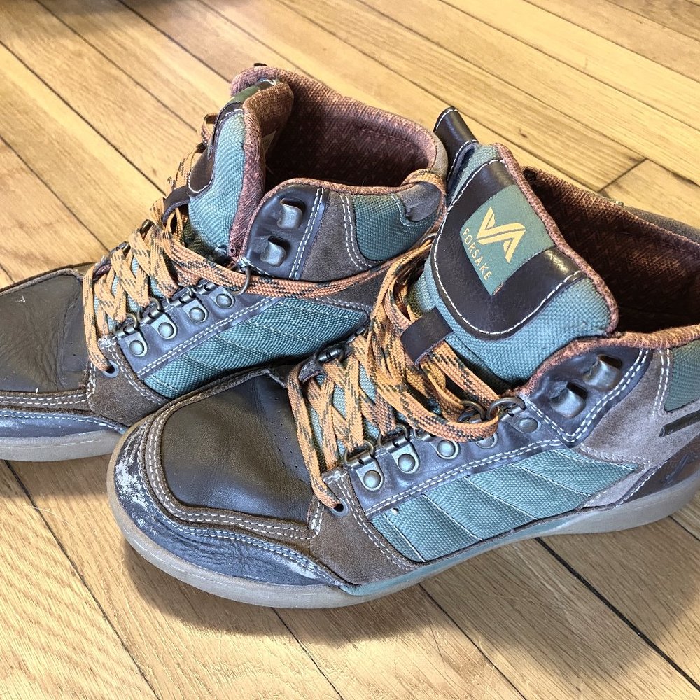 Mens Size 9 Forsake Hiker Boots Leather Waterproof